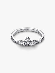 Sparkling Herbarium Cluster Ring